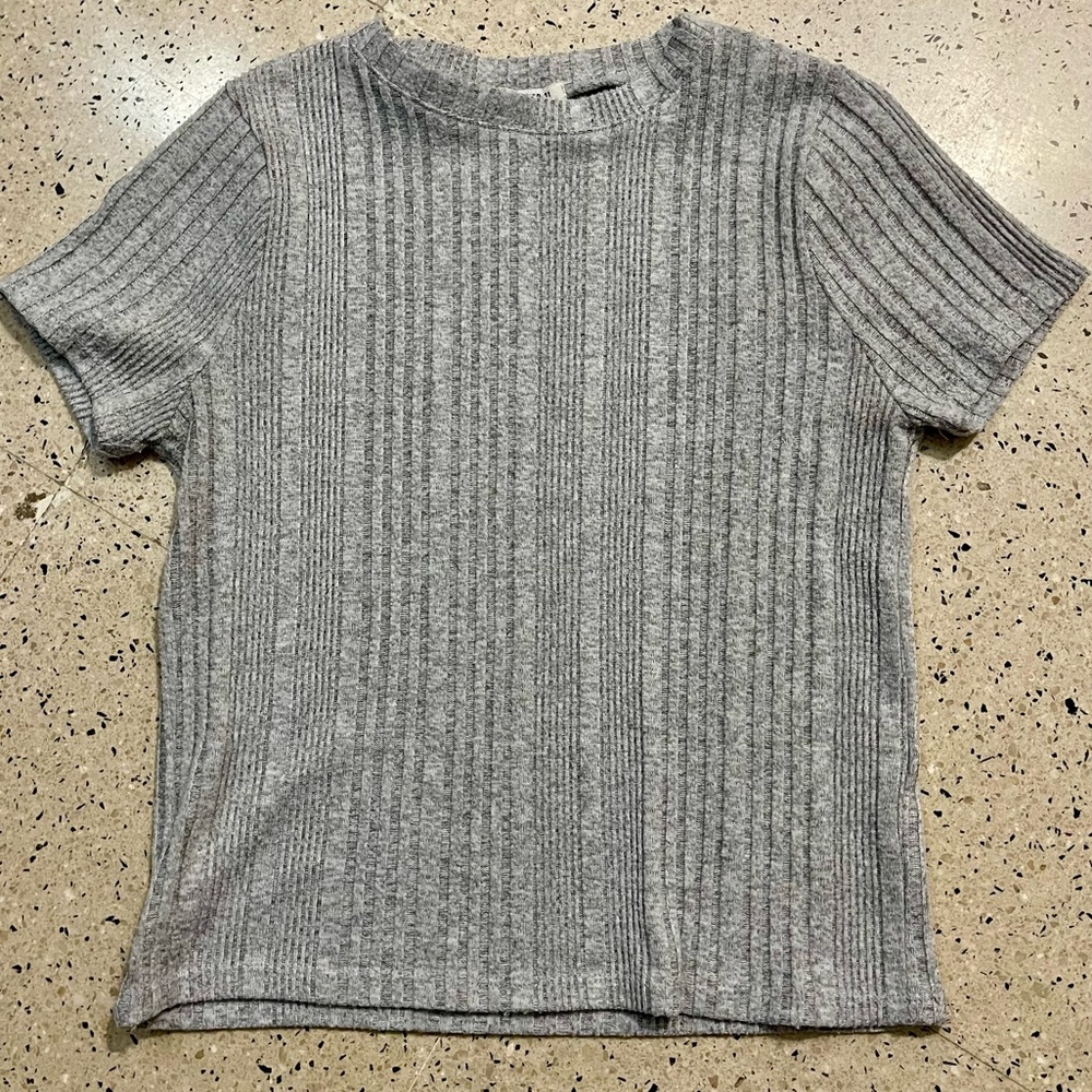 Forever 21 Gray Ribbed Knit Tee